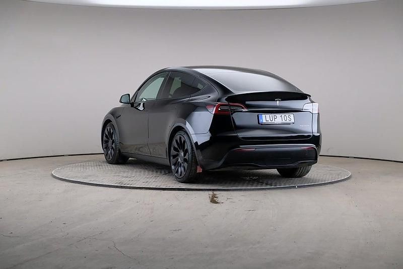 Begagnad Tesla Model Y Performance 392 kW (534 HK) 2023 Svart SUV