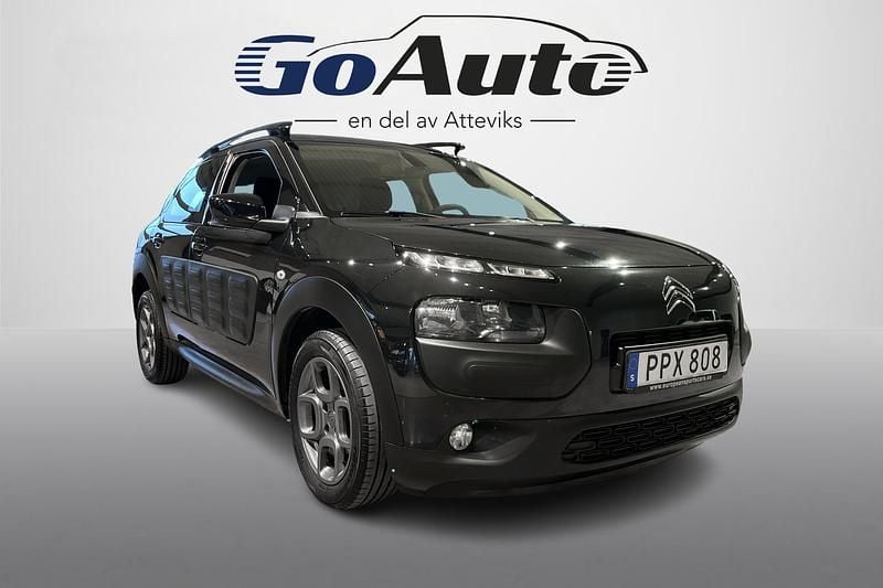 Svart Begagnad 2014 Citroën C4 Cactus PureTech Halvkombi | 59 500 kr (Marknadspris) - Bild 1/4