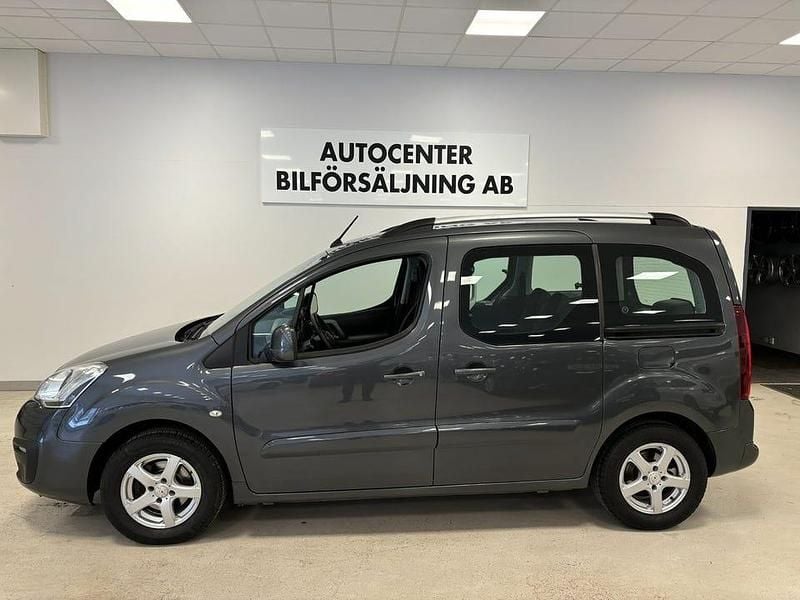 Grå Begagnad 2015 Citroën Berlingo Minibuss | 129 900 kr - Bild 1/4