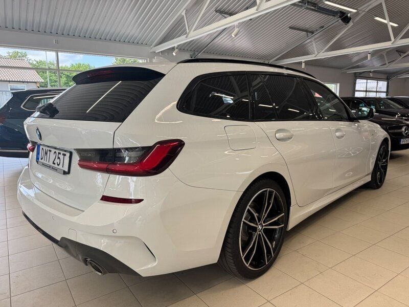 Begagnad BMW 320 M Sport 191 HK (140 kW) 2021 Vit Kombi