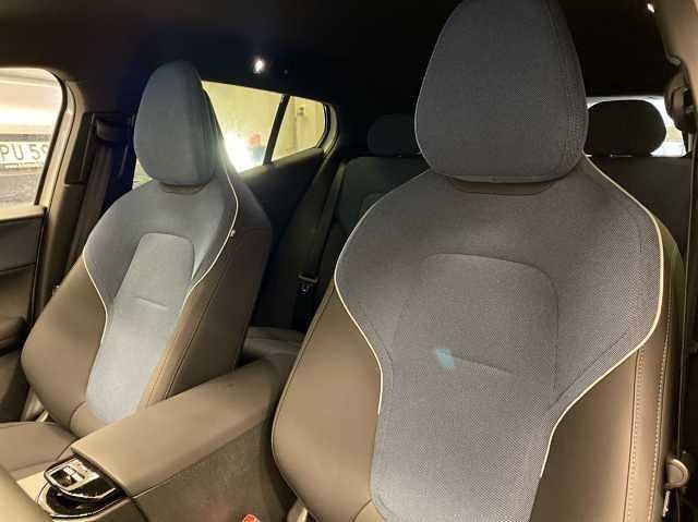 Begagnad Volvo EX30 Plus 202 kW (275 HK) 2025 Vit SUV