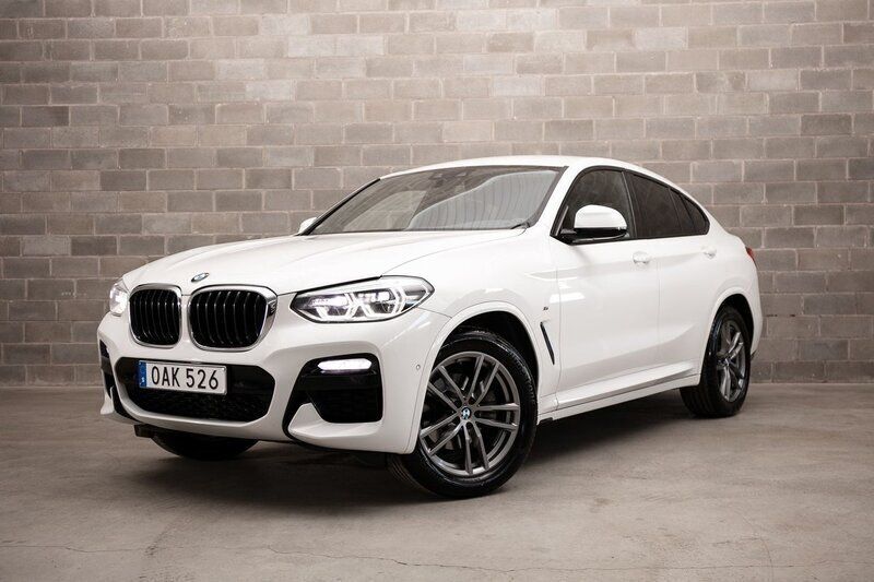 Vit Begagnad 2018 BMW X4 M Sport SUV | 322 500 kr (Lite dyr) - Bild 1/4