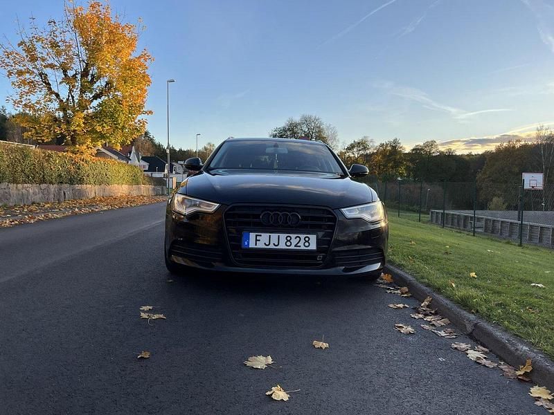Svart Begagnad 2014 Audi A6 Proline Kombi | 120 000 kr (Marknadspris) - Bild 1/4
