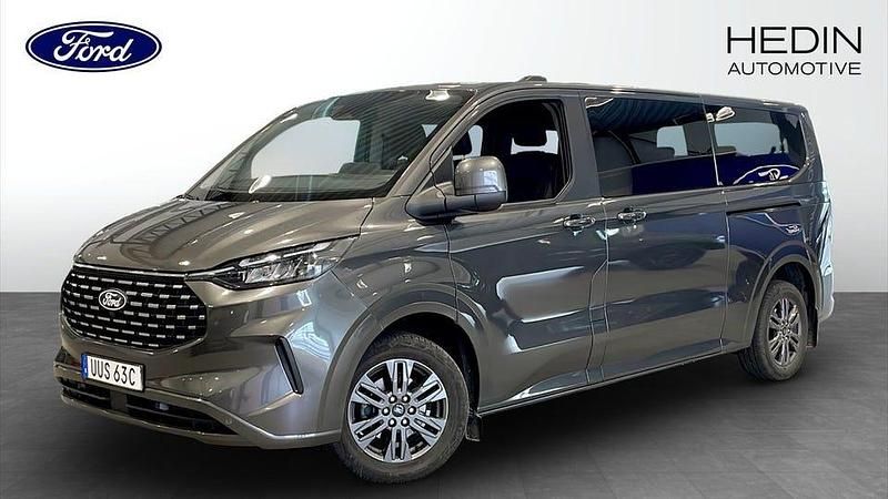 Begagnad Ford Tourneo Custom Titanium 170 HK (125 kW) 2025 Grå Van