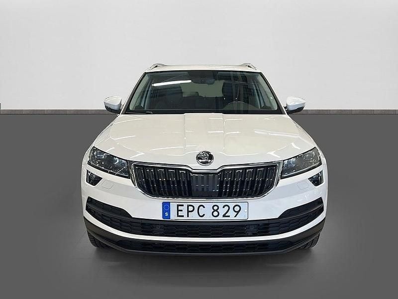 Begagnad Skoda Karoq Business Line 150 HK (110 kW) 2018 Vit SUV