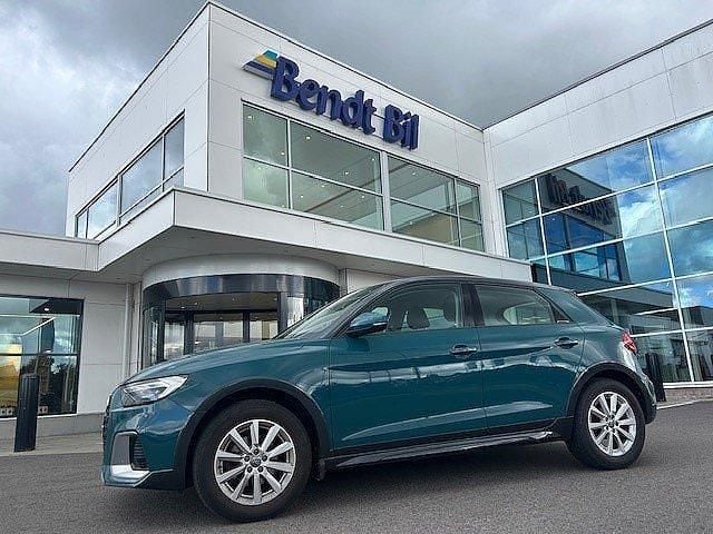 Grön Begagnad 2019 Audi A1 Halvkombi | 194 800 kr - Bild 1/4