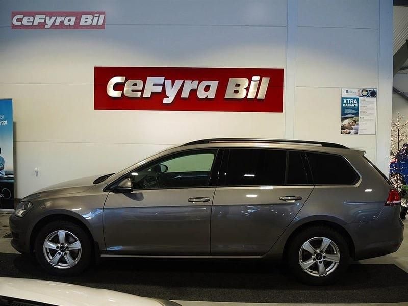 Begagnad VW Golf VII 105 HK (77 kW) 2014 Grå met Kombi
