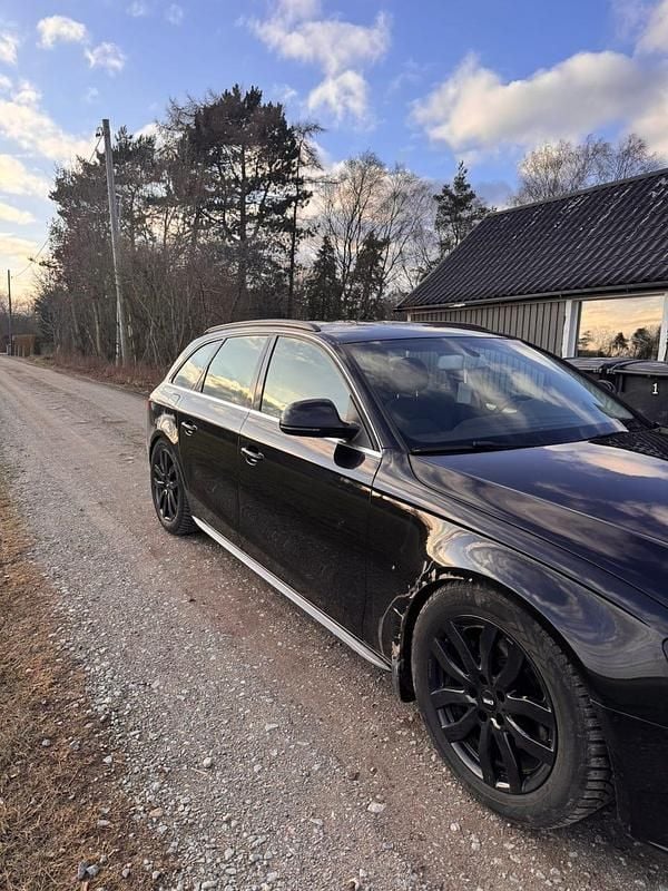 Begagnad Audi A4 160 HK (117 kW) 2009 Svart Kombi
