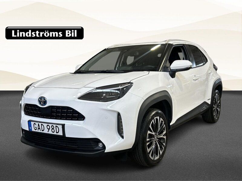 Vit Begagnad 2022 Toyota Yaris Cross Style SUV | 289 900 kr (Marknadspris) - Bild 1/3