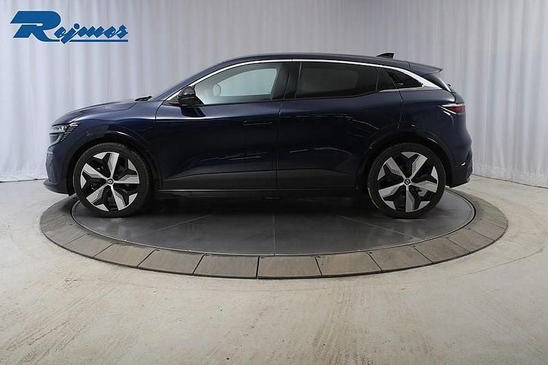 Begagnad Renault Mégane Techno 161 kW (220 HK) 2023 Blå Kombi