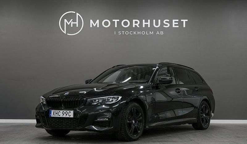 Begagnad BMW 330e M Sport 184 HK (135 kW) 2020 Svart Kombi