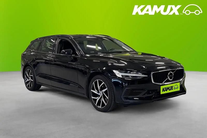 Svart Begagnad 2020 Volvo V60 Momentum Kombi | 279 900 kr (Superpris) - Bild 1/4
