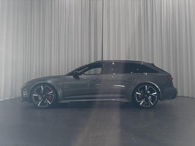 Begagnad Audi RS6 600 HK (441 kW) 2020 Daytonagrå pärleffekt Kombi