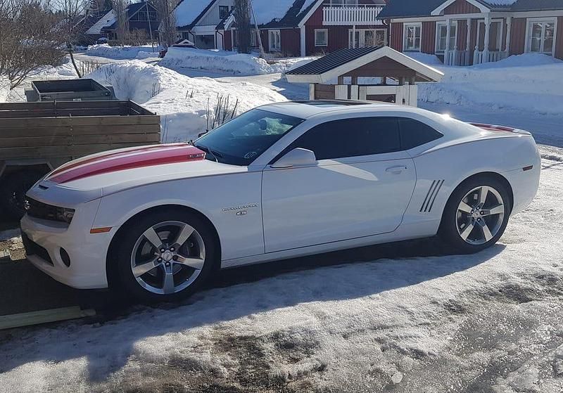 Begagnad Chevrolet Camaro SS 440 HK (323 kW) 2010