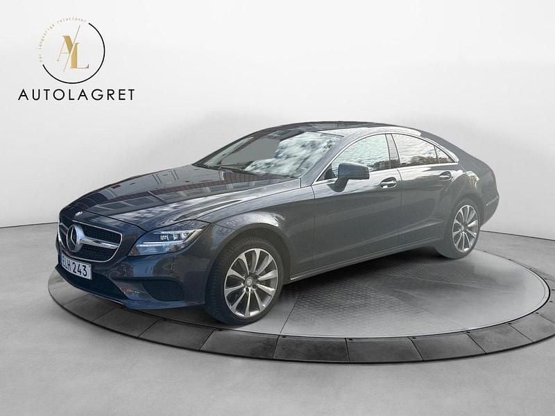 Mörkgrå Begagnad 2014 Mercedes CLS400 Sportkupé | 249 900 kr - Bild 1/4