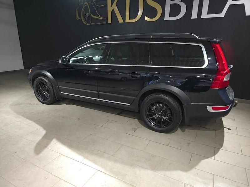 Begagnad Volvo XC70 Momentum 163 HK (119 kW) 2013 Svart Sedan