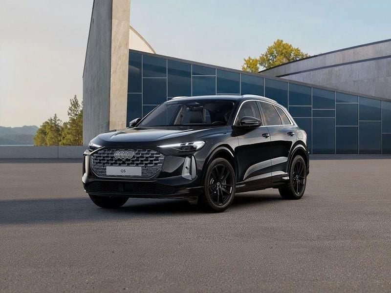 Svart (mytsvart metallic) Ny 2025 Audi Q5 Sport SUV | 839 600 kr - Bild 1/1