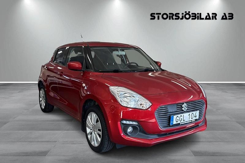 Röd Begagnad 2017 Suzuki Swift Halvkombi | 139 000 kr (Marknadspris) - Bild 1/4