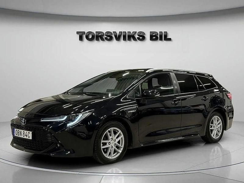 Begagnad Toyota Corolla Style 122 HK (89 kW) 2019 Svart Kombi