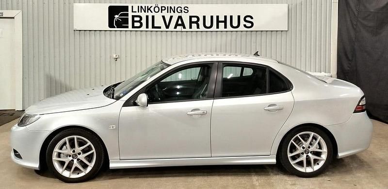 Grå Begagnad 2008 Saab 9-3 Vector Sedan | 114 900 kr - Bild 1/4
