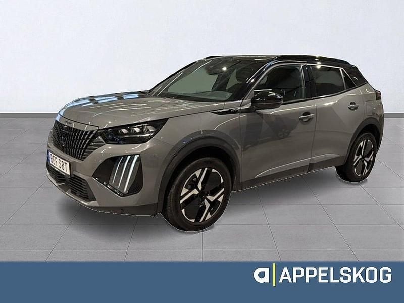 Grå Begagnad 2024 Peugeot 2008 GT SUV | 248 900 kr (Bra pris) - Bild 1/4