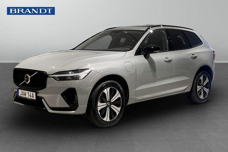 Begagnad Volvo XC60 Plus 355 HK (261 kW) 2024 Grå SUV