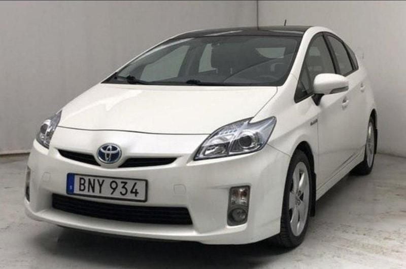 Vit Begagnad 2010 Toyota Prius Halvkombi | 74 000 kr (Bra pris) - Bild 1/4