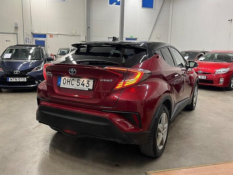 Begagnad Toyota C-HR Edition 122 HK (89 kW) 2018 Röd SUV