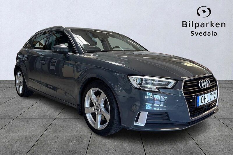 Grå Begagnad 2016 Audi A3 Sportback Halvkombi | 169 990 kr (Dyr) - Bild 1/4