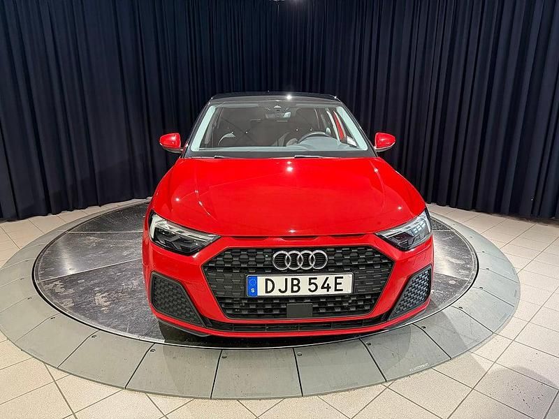 Begagnad Audi A1 Sportback Proline 110 HK (80 kW) 2022 Röd Halvkombi