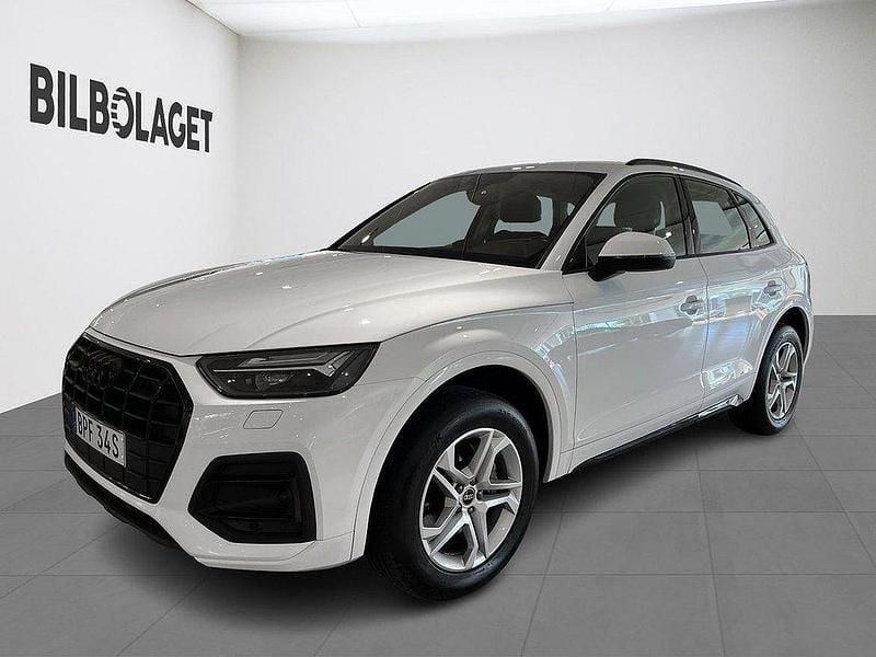 Vit Begagnad 2022 Audi Q5 SUV | 334 800 kr (Bra pris) - Bild 1/4