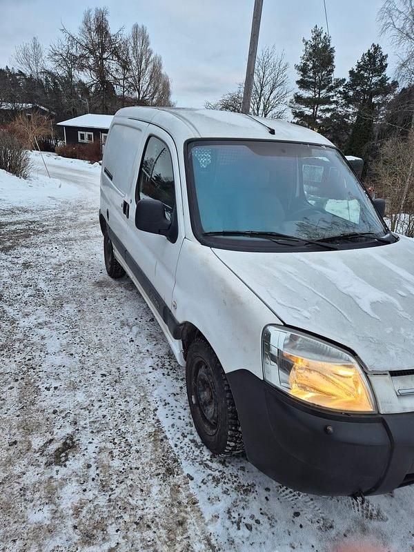 Begagnad Citroën Berlingo 69 HK (50 kW) 2006 Minibuss