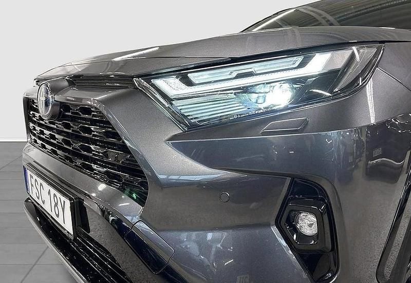 Begagnad Toyota RAV4 Hybrid Style 224 HK (164 kW) 2024 Grå SUV