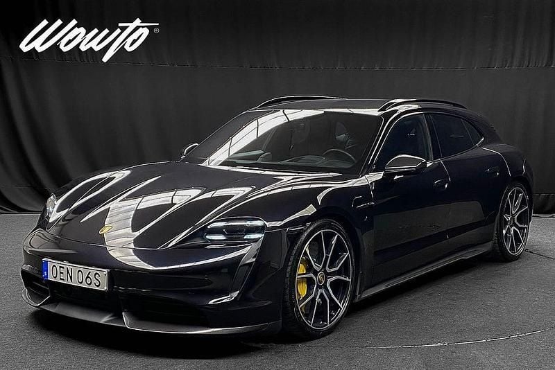 Svart Begagnad 2023 Porsche Taycan Turbo S Sport Turismo Sedan | 1 049 800 kr - Bild 1/3