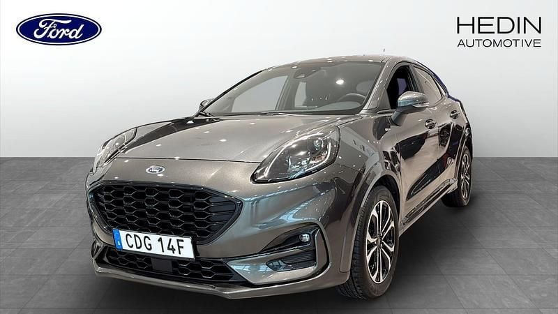 Grå Begagnad 2022 Ford Puma ST-Line X Halvkombi | 219 900 kr (Superpris) - Bild 1/4