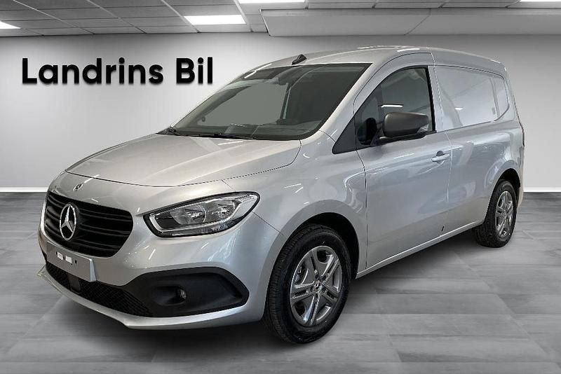 Silver (helvinsilver metallic) Ny 2025 Mercedes Citan 110 Edition Van | 348 750 kr (Marknadspris) - Bild 1/4