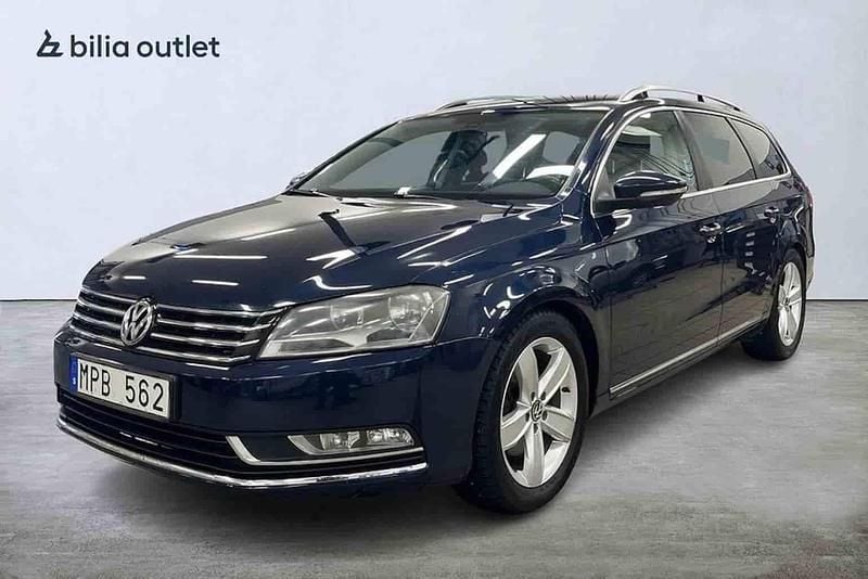 Blå Begagnad 2012 VW Passat Kombi | 114 900 kr (Lite dyr) - Bild 1/1