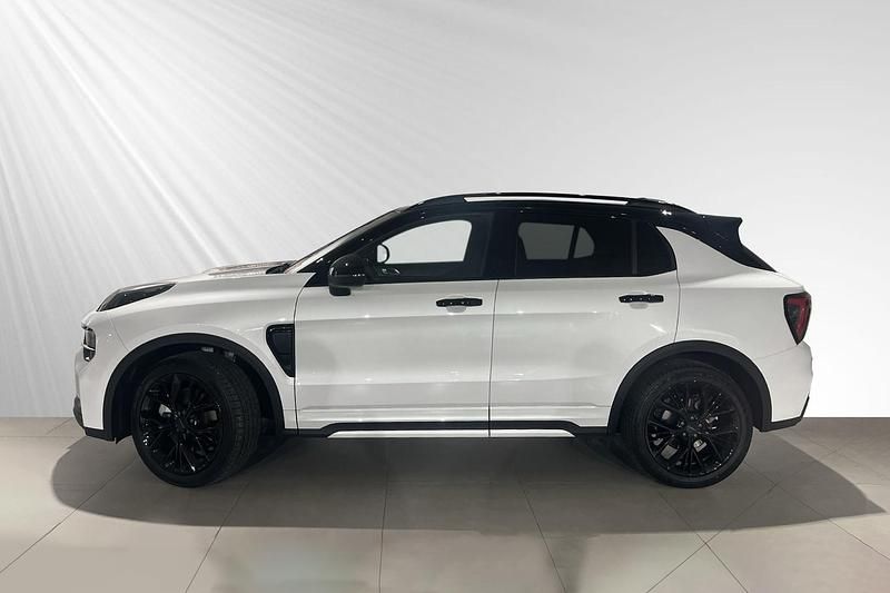 Begagnad Lynk & Co 01 283 HK (208 kW) 2024 Vit SUV