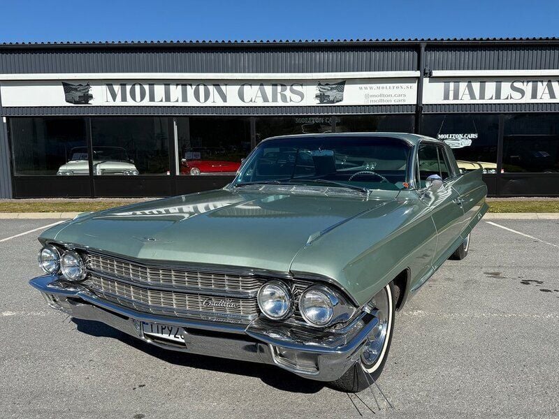 Ljusgrön Begagnad 1962 Cadillac Serie 62 | 239 000 kr - Bild 1/4