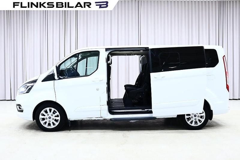 Begagnad Ford Tourneo 131 HK (96 kW) 2020 Vit Minibuss