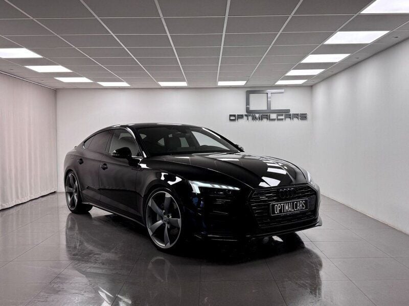 Svart Begagnad 2020 Audi A5 Sportback Black Edition Halvkombi | 319 900 kr (Marknadspris) - Bild 1/4
