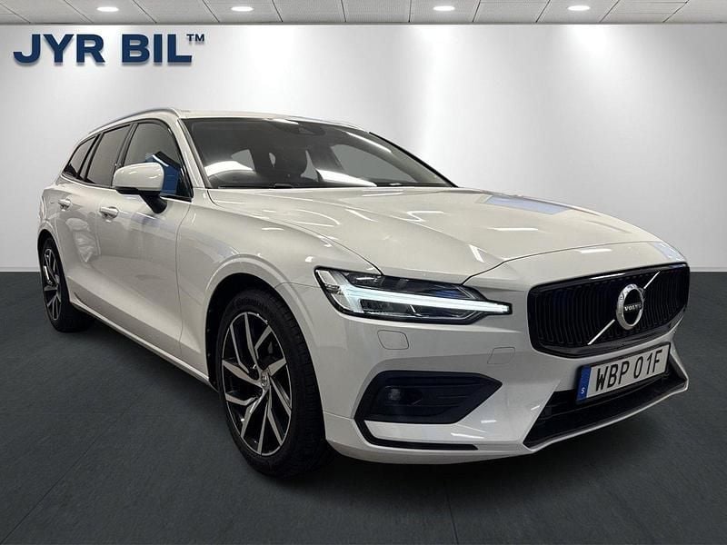 Vit Begagnad 2020 Volvo V60 Business Edition Kombi | 229 700 kr (Marknadspris) - Bild 1/4