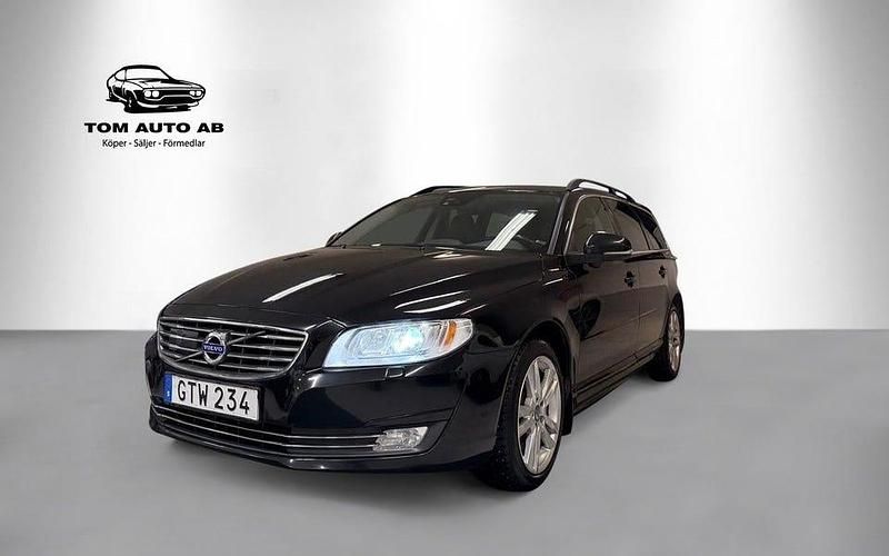 Svart Begagnad 2015 Volvo V70 Momentum Kombi | 139 900 kr (Marknadspris) - Bild 1/4