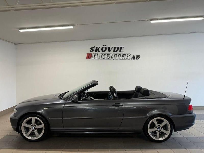 Grå Begagnad 2006 BMW 318 Cabriolet Sport Line Cab | 86 500 kr - Bild 1/4