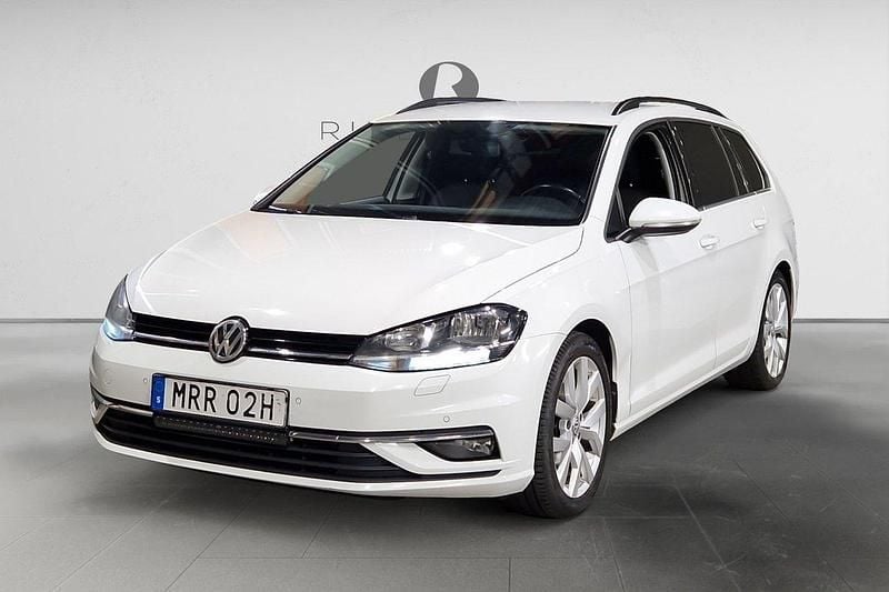 Vit Begagnad 2020 VW Golf VII GT Kombi | 144 900 kr (Superpris) - Bild 1/3