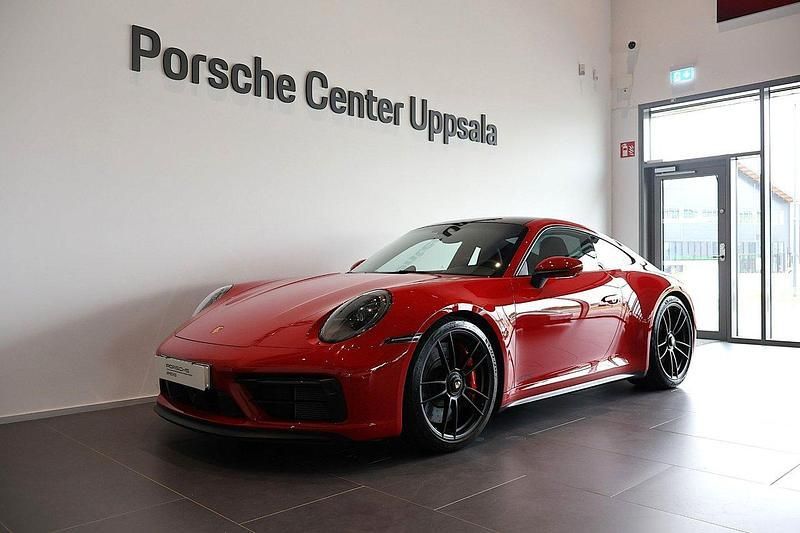 Röd Begagnad 2022 Porsche 911 Carrera GTS Sportkupé | 1 585 000 kr (Superpris) - Bild 1/4