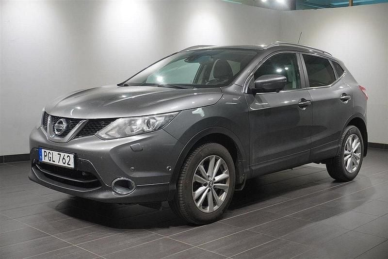 Grå Begagnad 2017 Nissan Qashqai SUV | 139 900 kr (Marknadspris) - Bild 1/2
