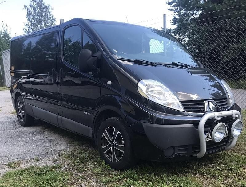 Svart Begagnad 2013 Renault Trafic Van | 60 000 kr (Bra pris) - Bild 1/4