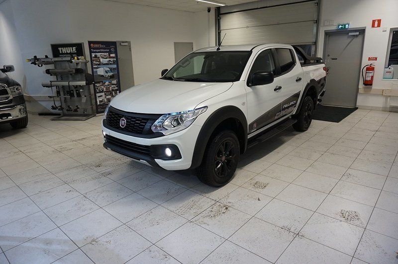 S ld Fiat Fullback Cross 4x4 180 A. begagnad 2017 500  S ld Fiat Fullback Cross 4x4 180 A. begagnad 2017 500