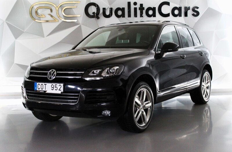 Svart Begagnad 2013 VW Touareg SUV | 158 900 kr (Marknadspris) - Bild 1/4